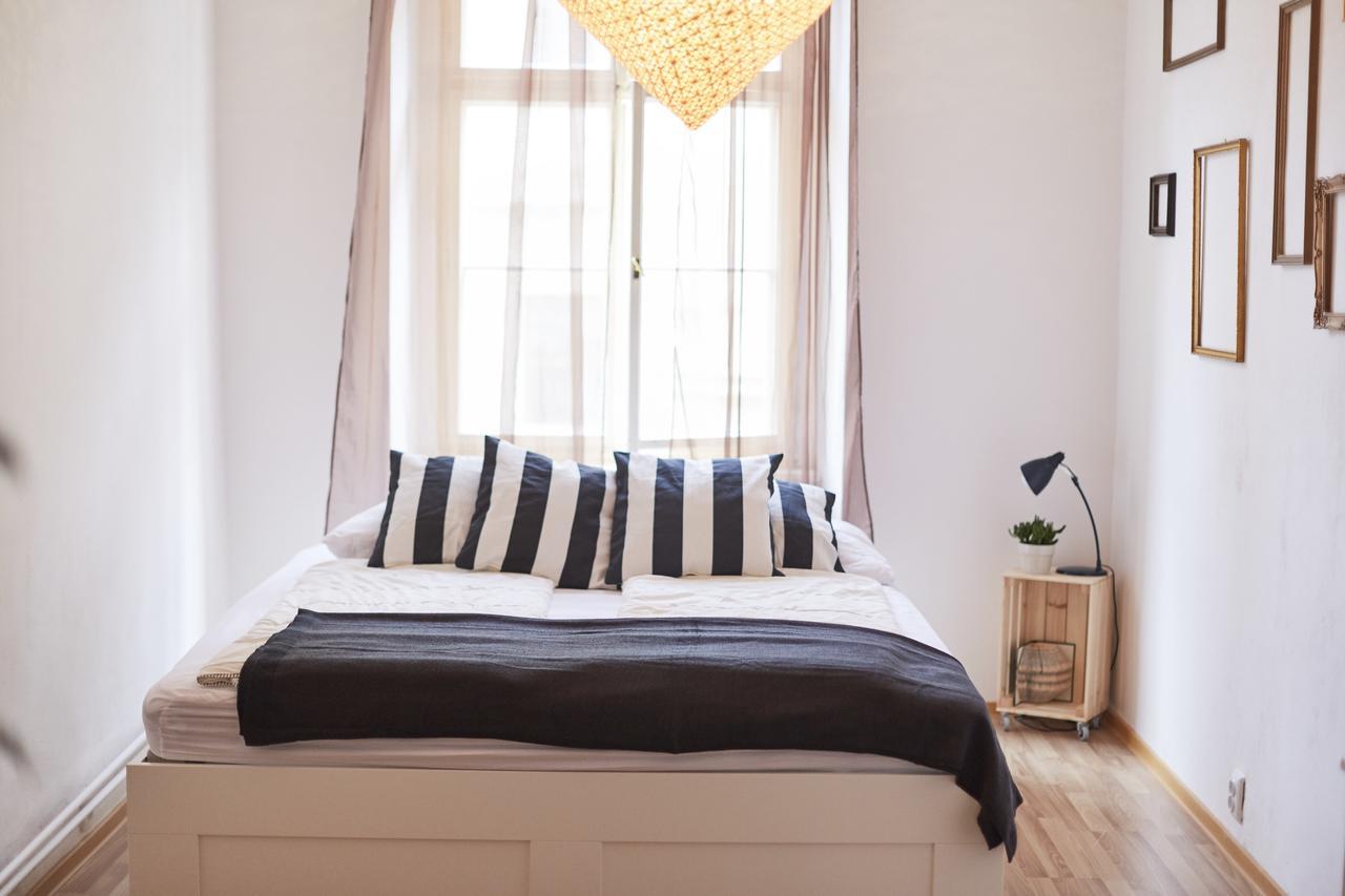 Apartament Friday Songs Praga Zewnętrze zdjęcie