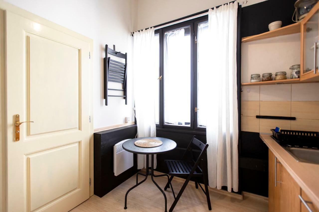 Apartament Friday Songs Praga Zewnętrze zdjęcie